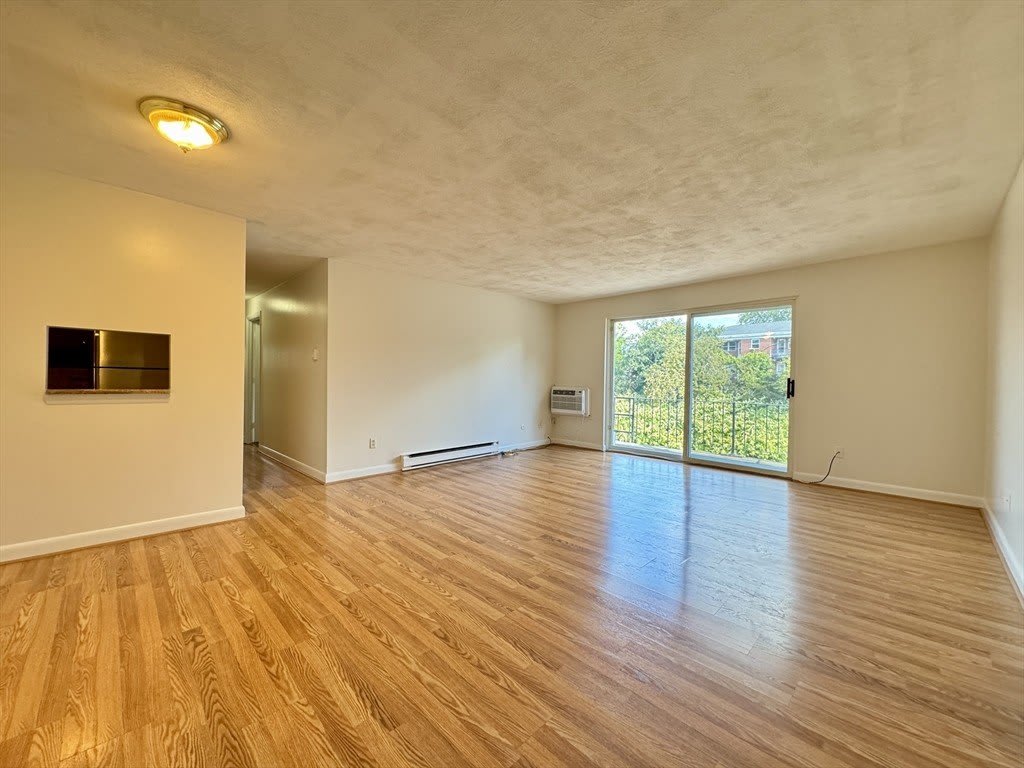 96 Fountain Ln – photo 3