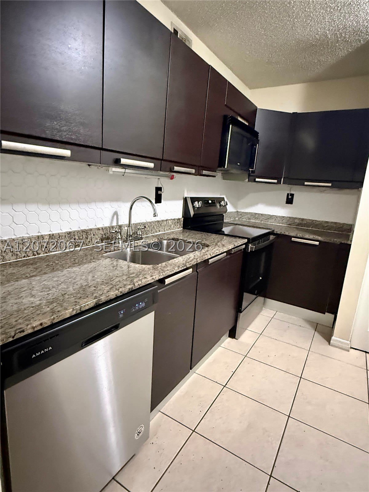 11225 Royal Palm Blvd – photo 2