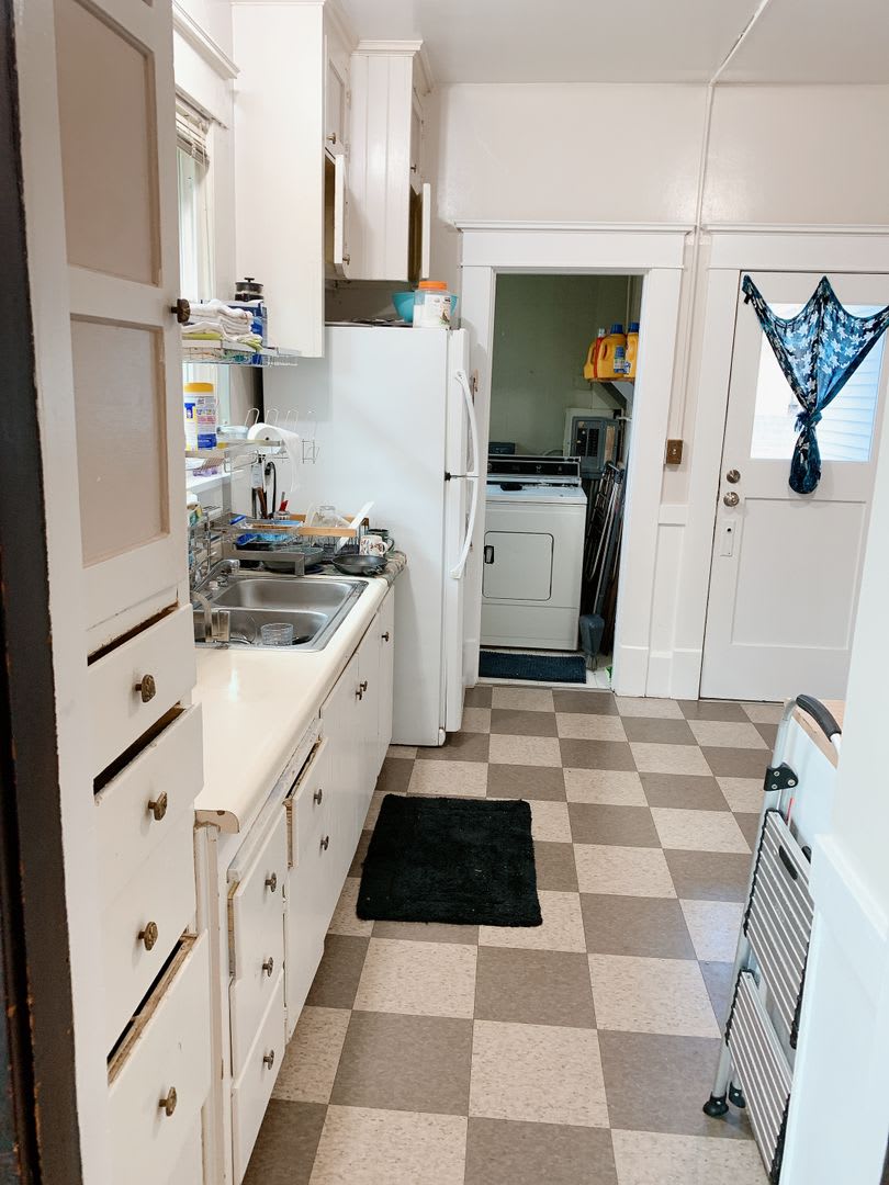 SUMMER SPECIAL: FREE RENT* + APPS* 4+ bdrm/2 bath in the York area! – photo 5
