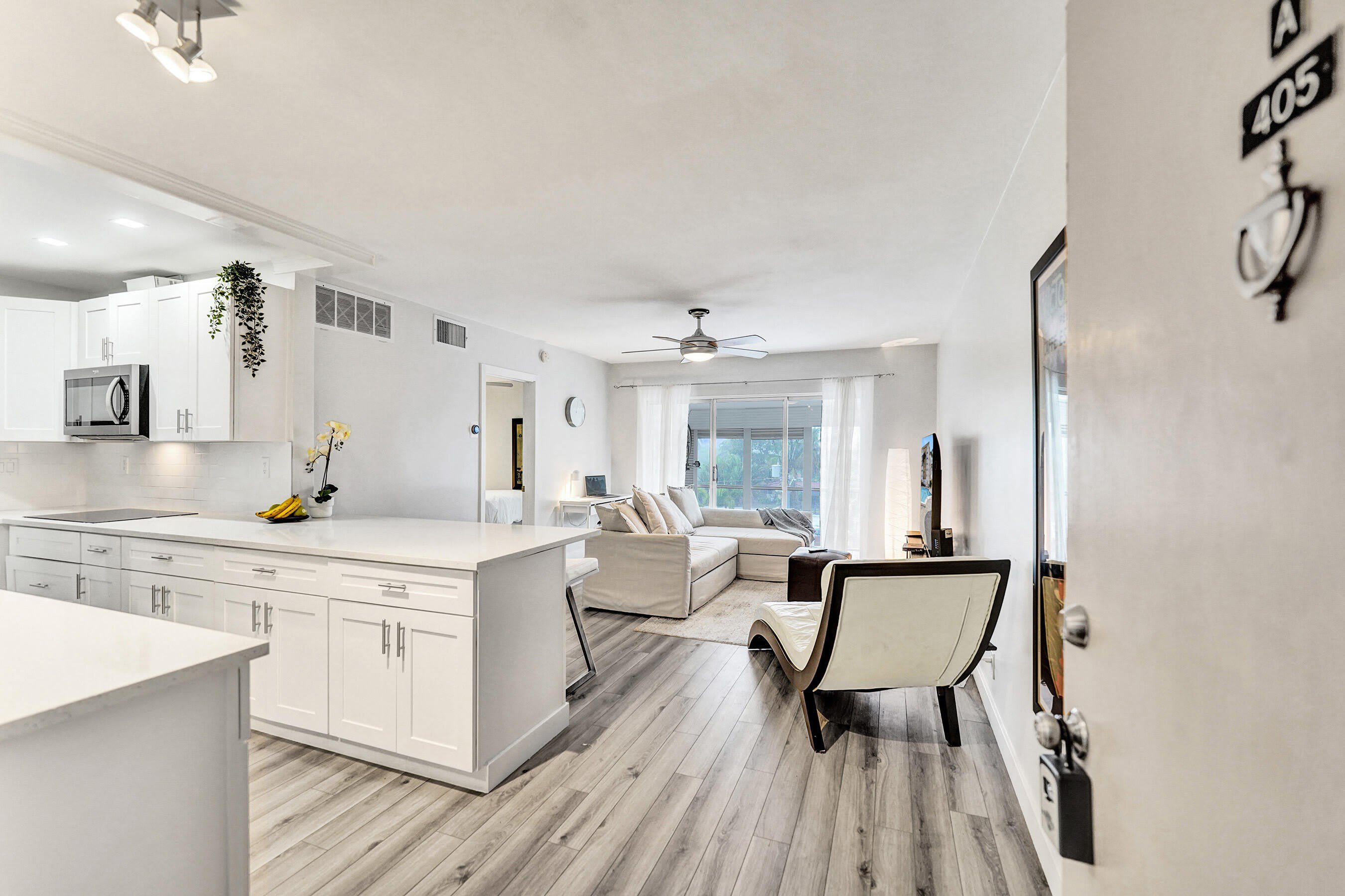 3040 NE 16th Avenue – photo 1