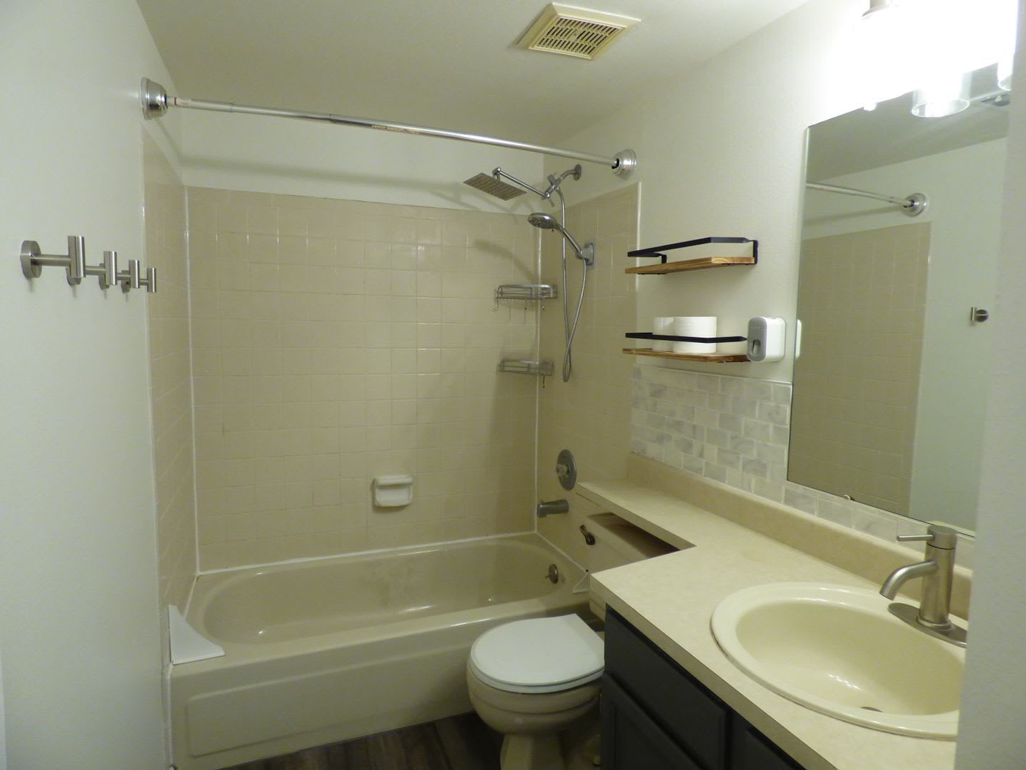 16103 E Alaska Place – photo 2