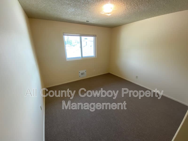 1314 Gibbon St – photo 5