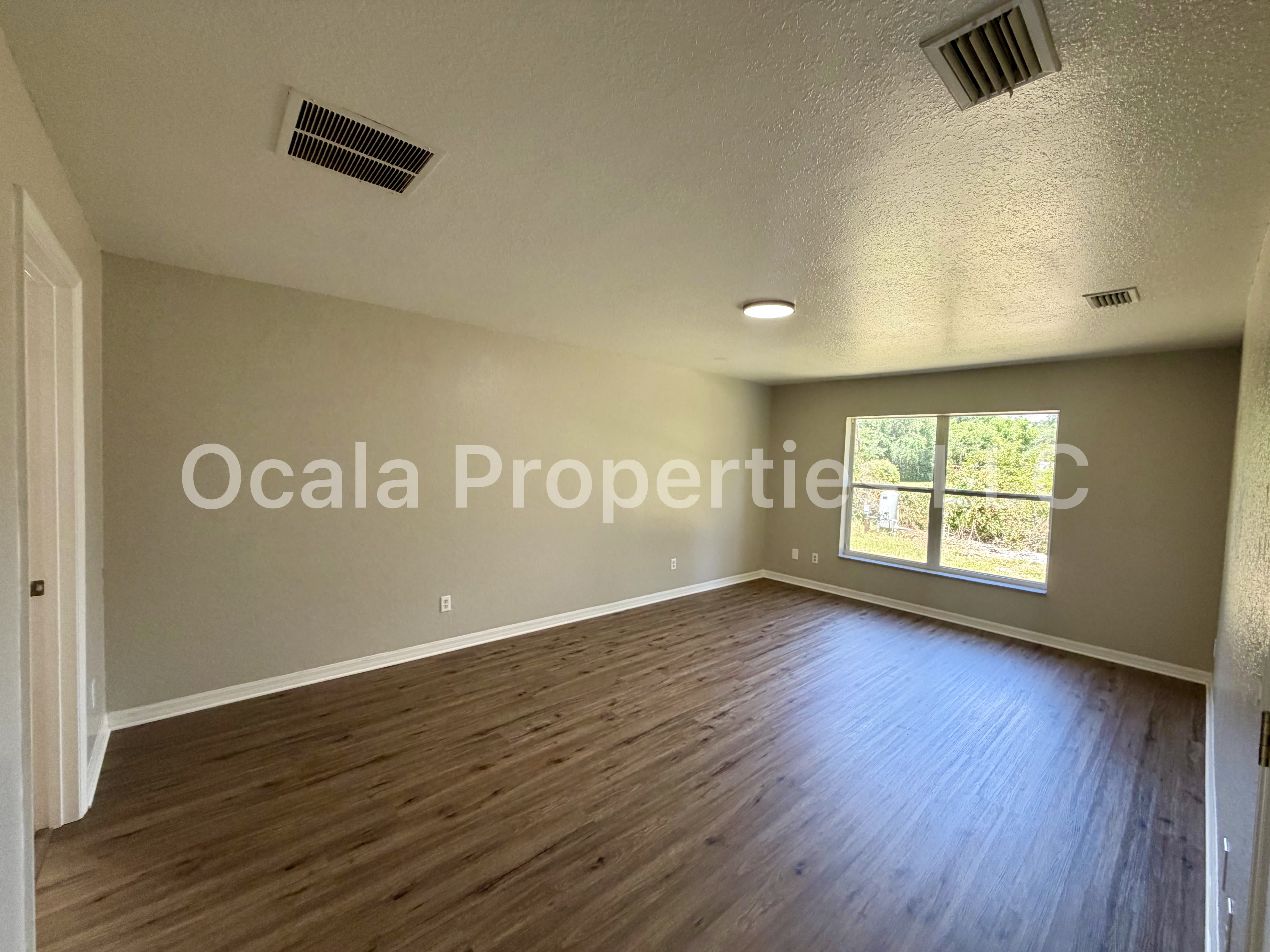 1 Olive Ln – photo 2