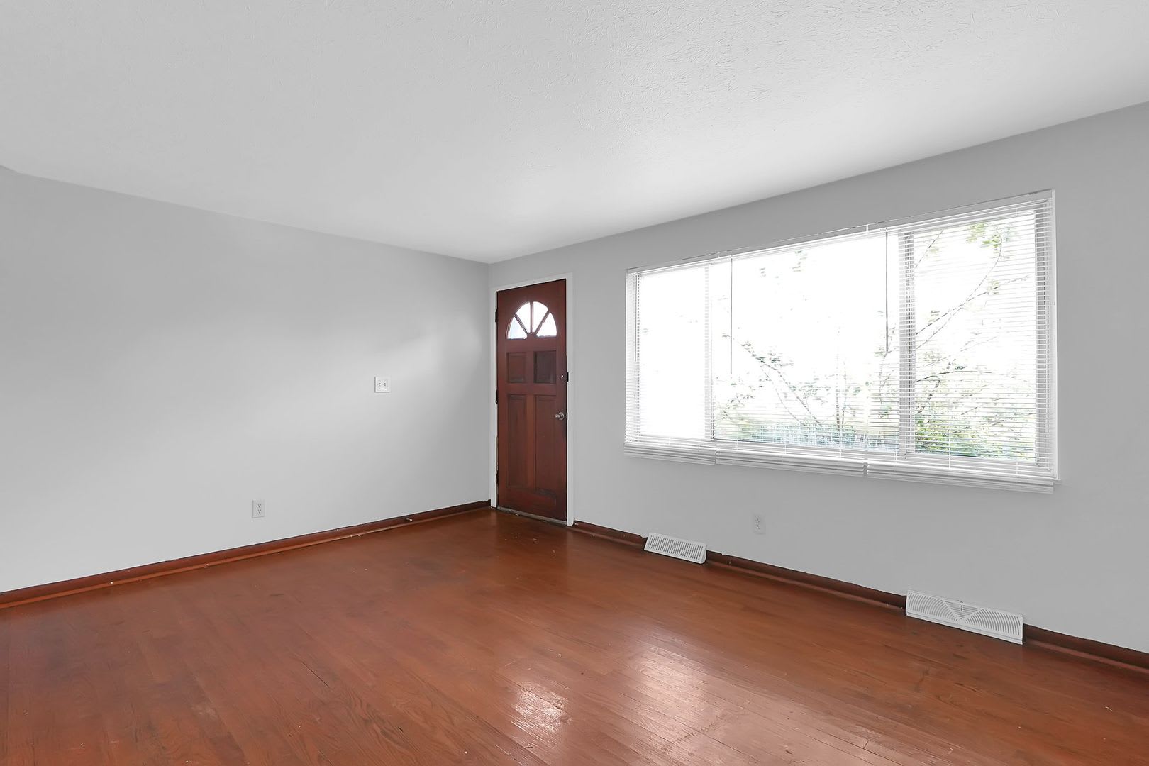 2 Bedroom Townhouse Apartment – photo 5