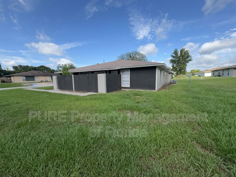 5485 Se 30Th Pl – photo 2