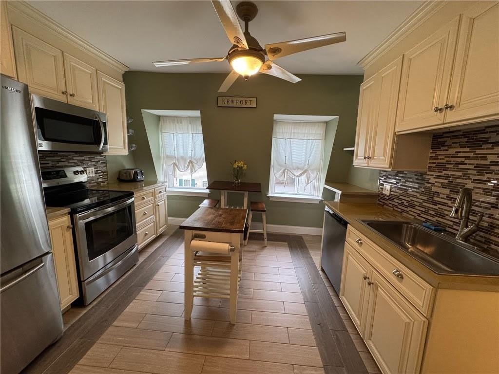 4 Hammond Street – photo 1