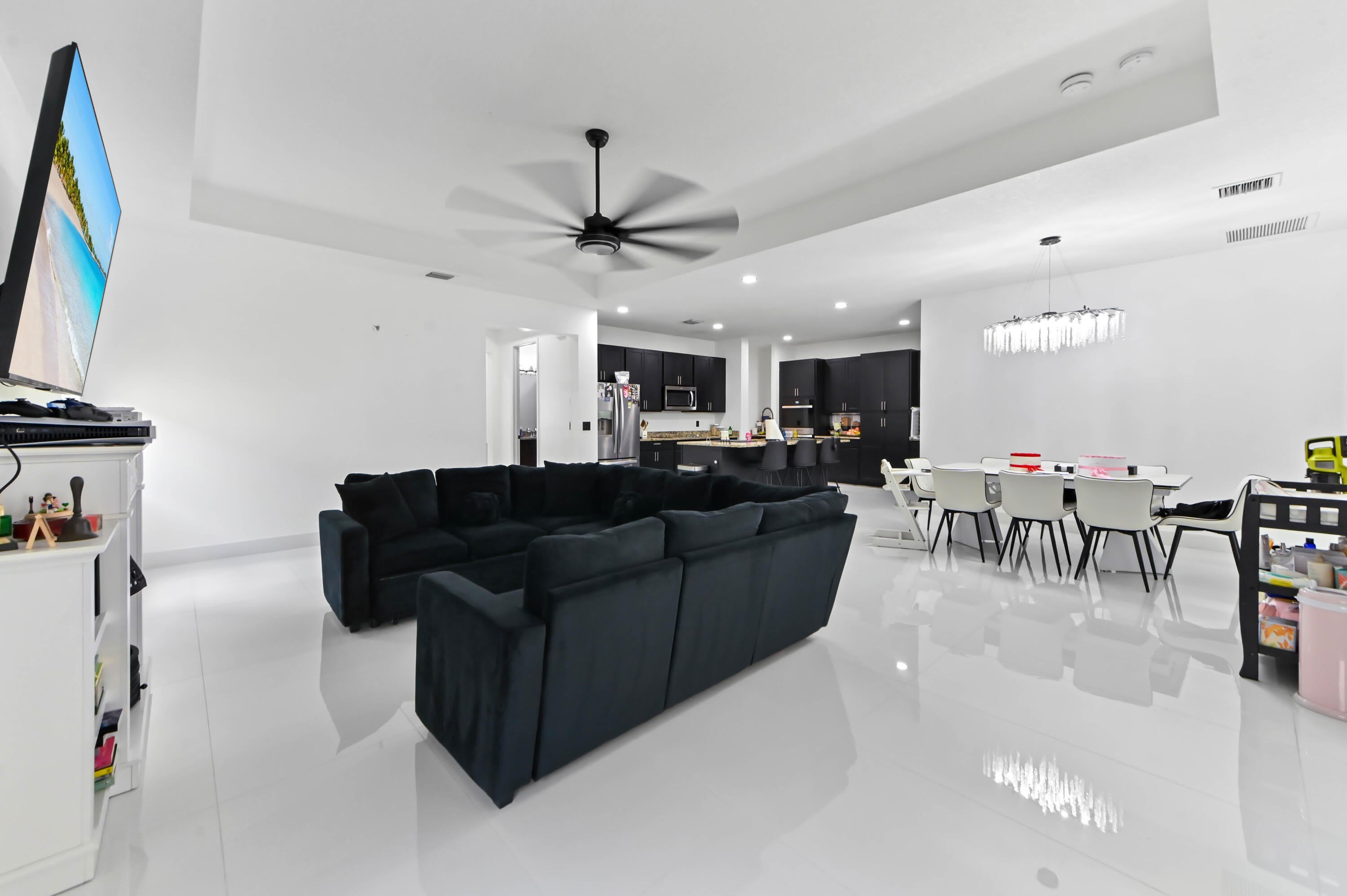 7461 Moonrise Drive – photo 5