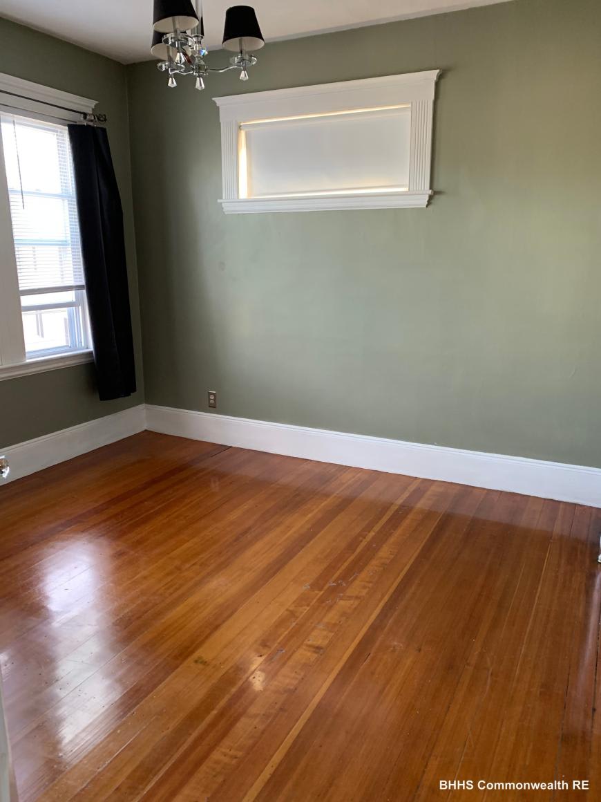 33 Murdock St. – photo 2