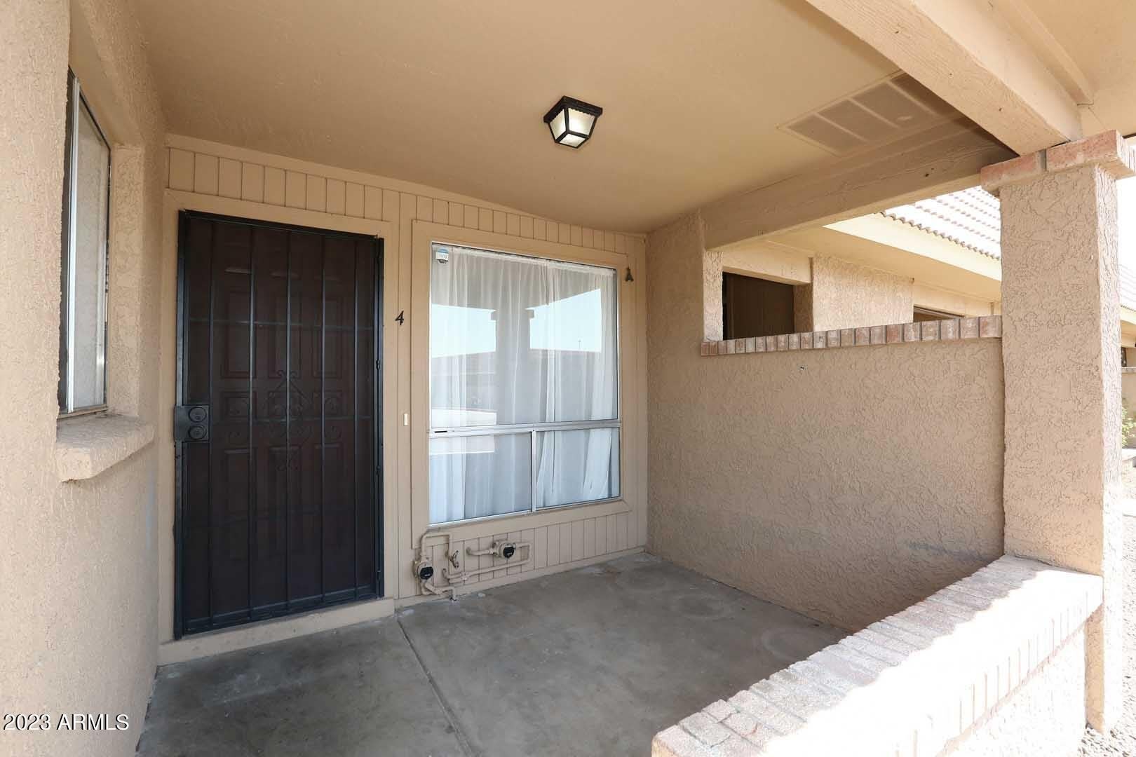522 W BLACKHAWK Drive – photo 4