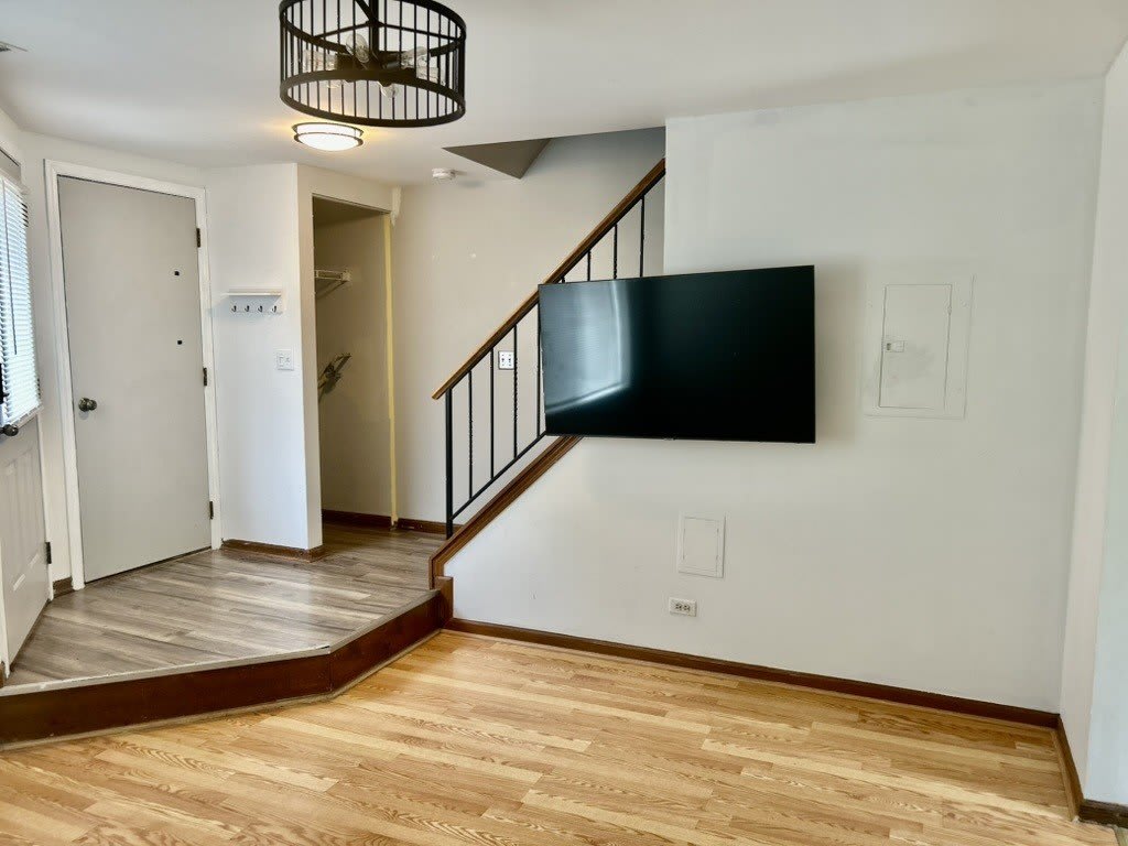 2732 Wilshire Court – photo 2