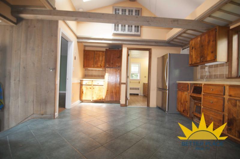 72 Cushing St. – photo 2