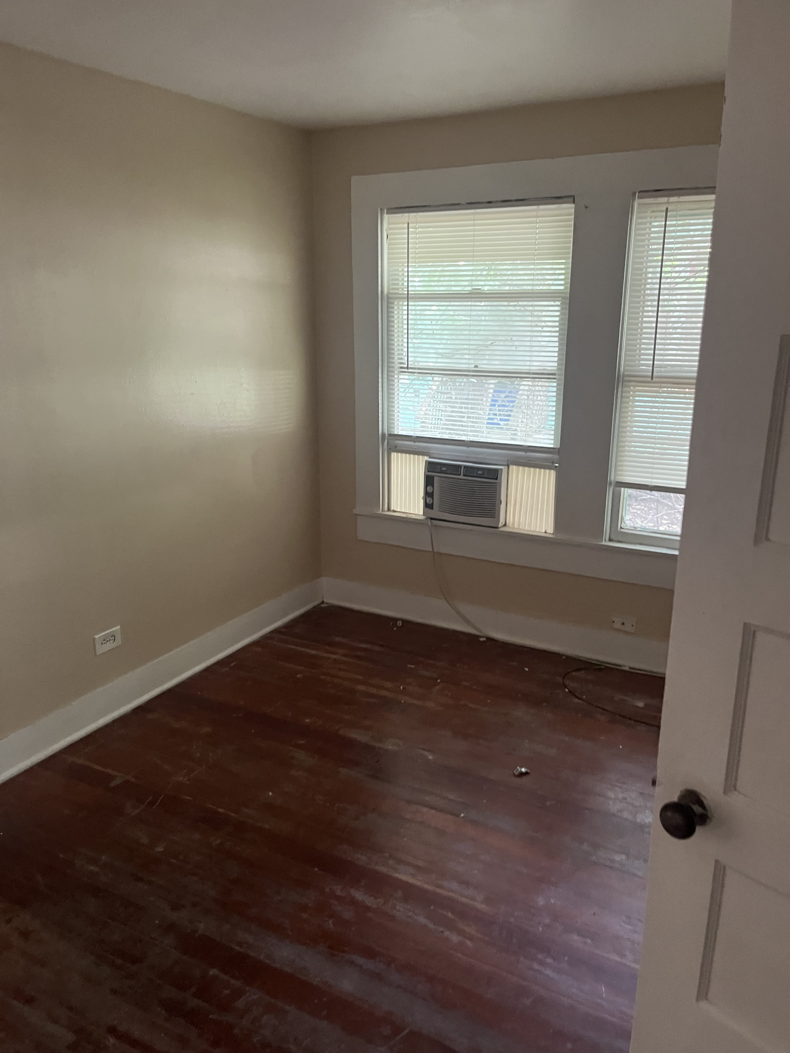 1019 West Mlk Drive – photo 4