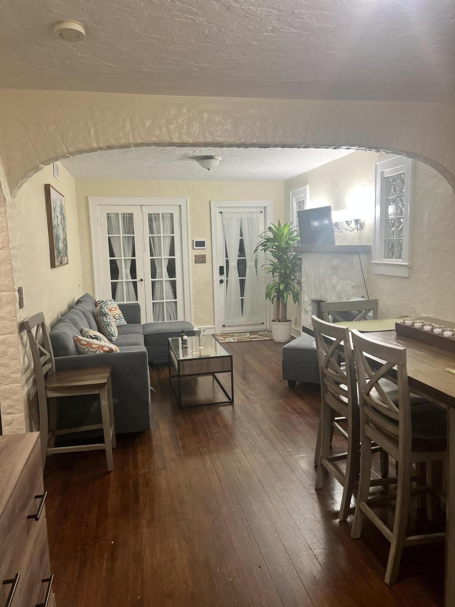 314 S L Street – photo 1