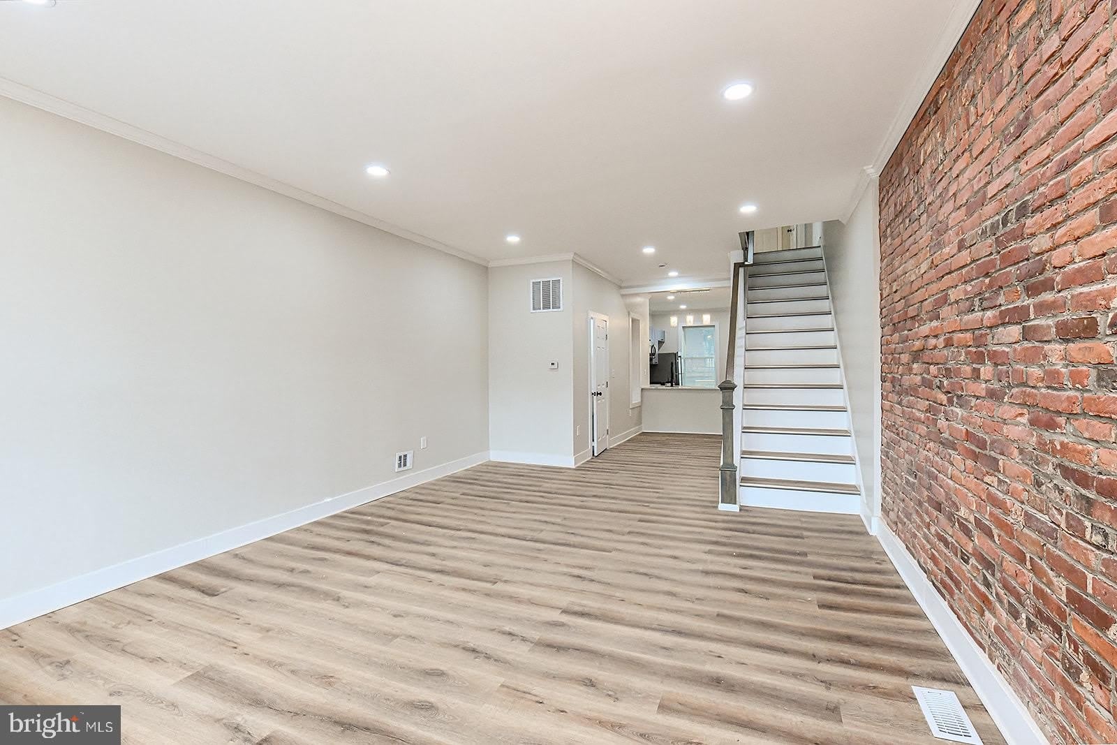 420 E 28TH Street – photo 2