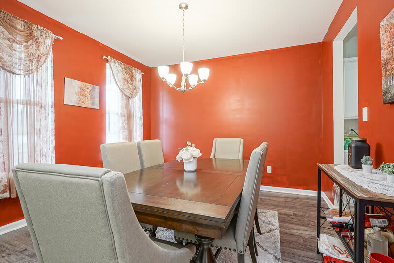 32 Westmont Dr – photo 2