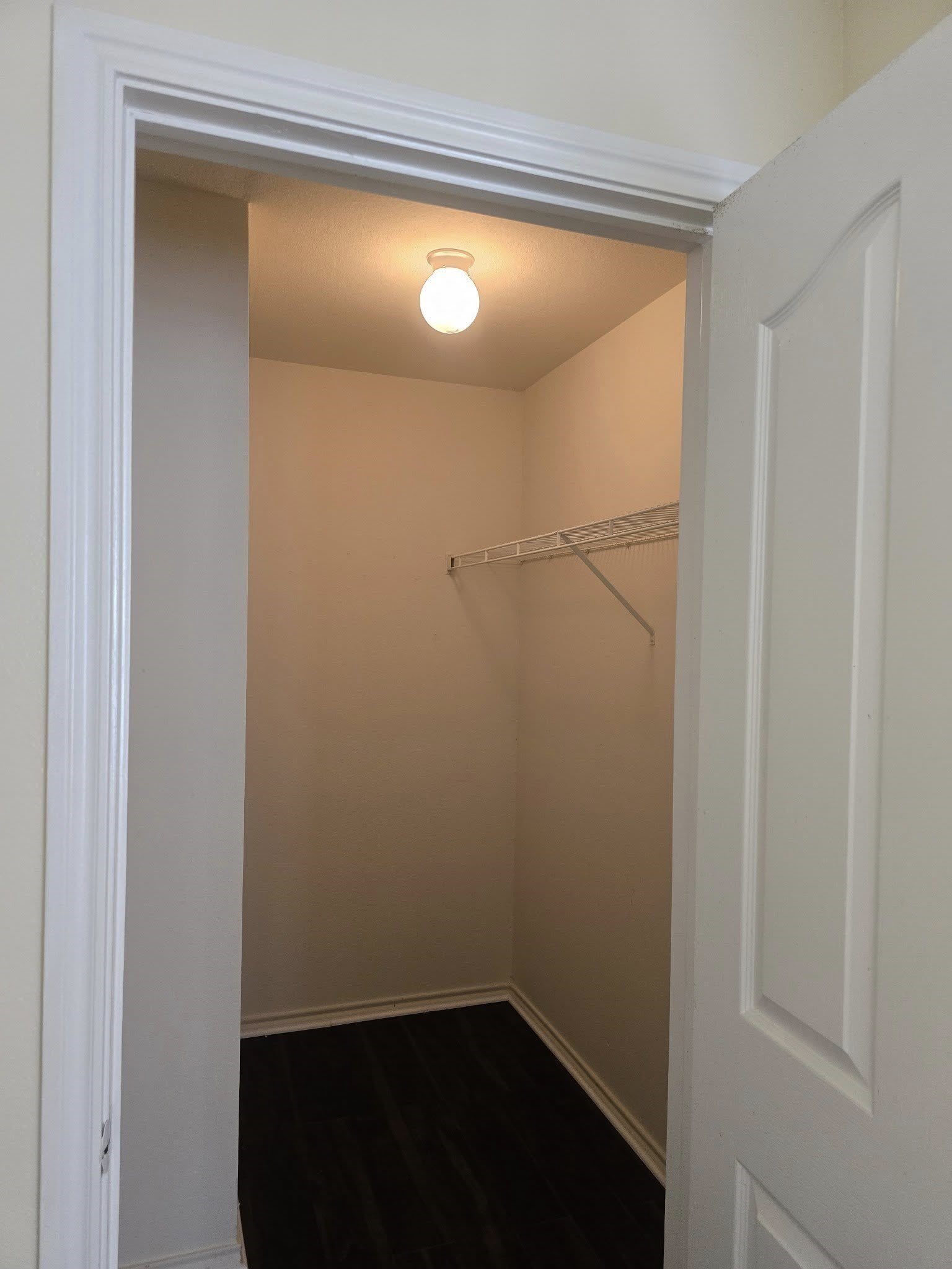 1001 Redwood Avenue – photo 5