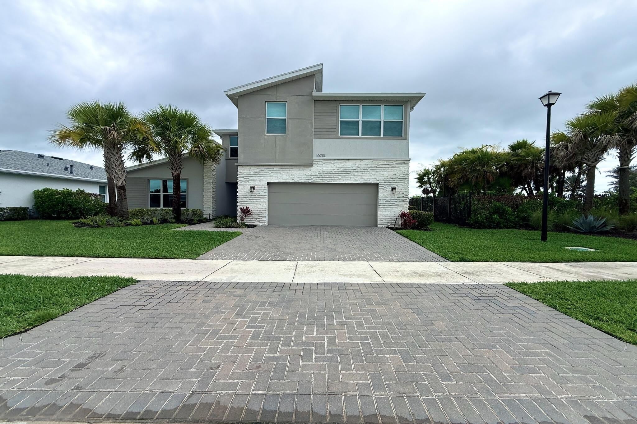 10710 SW Hensley Street – photo 1