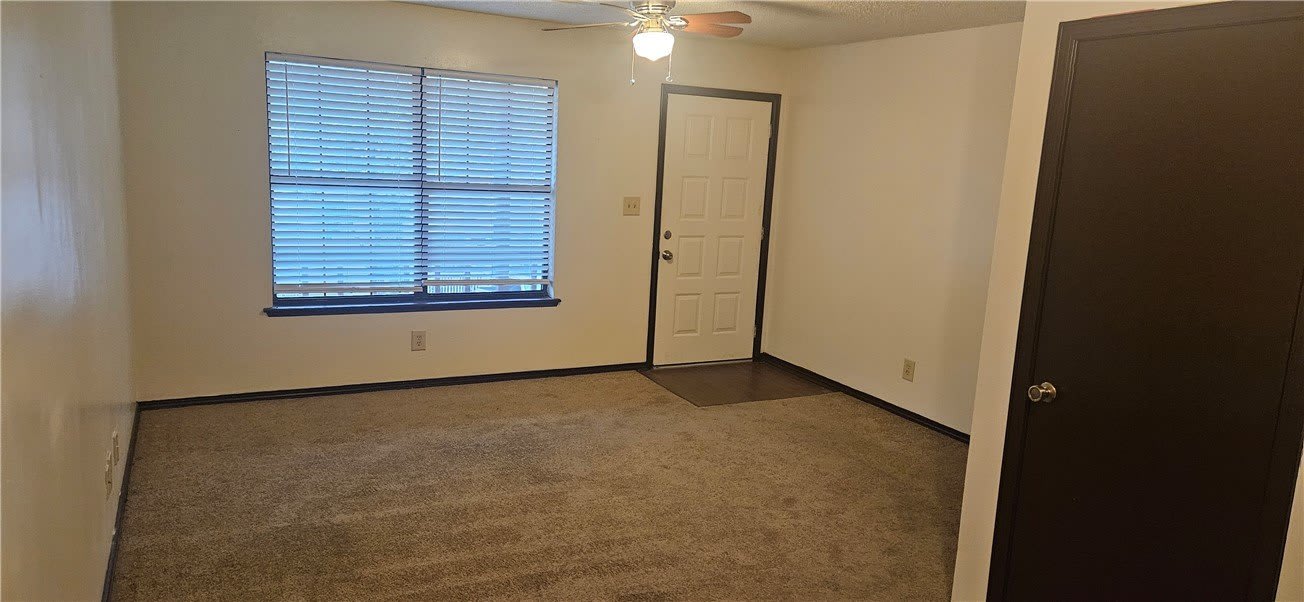632 N Whitham Avenue – photo 3