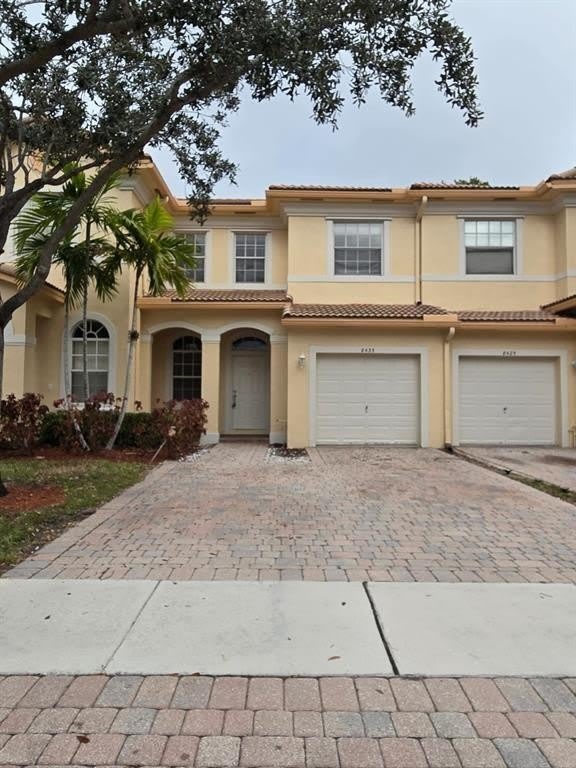 8433 SW 25th Court – photo 1