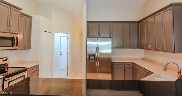 2721 NW 21st Terrace – photo 3