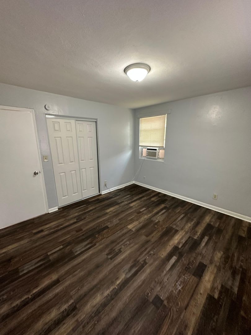 2020 Palafox St – photo 3