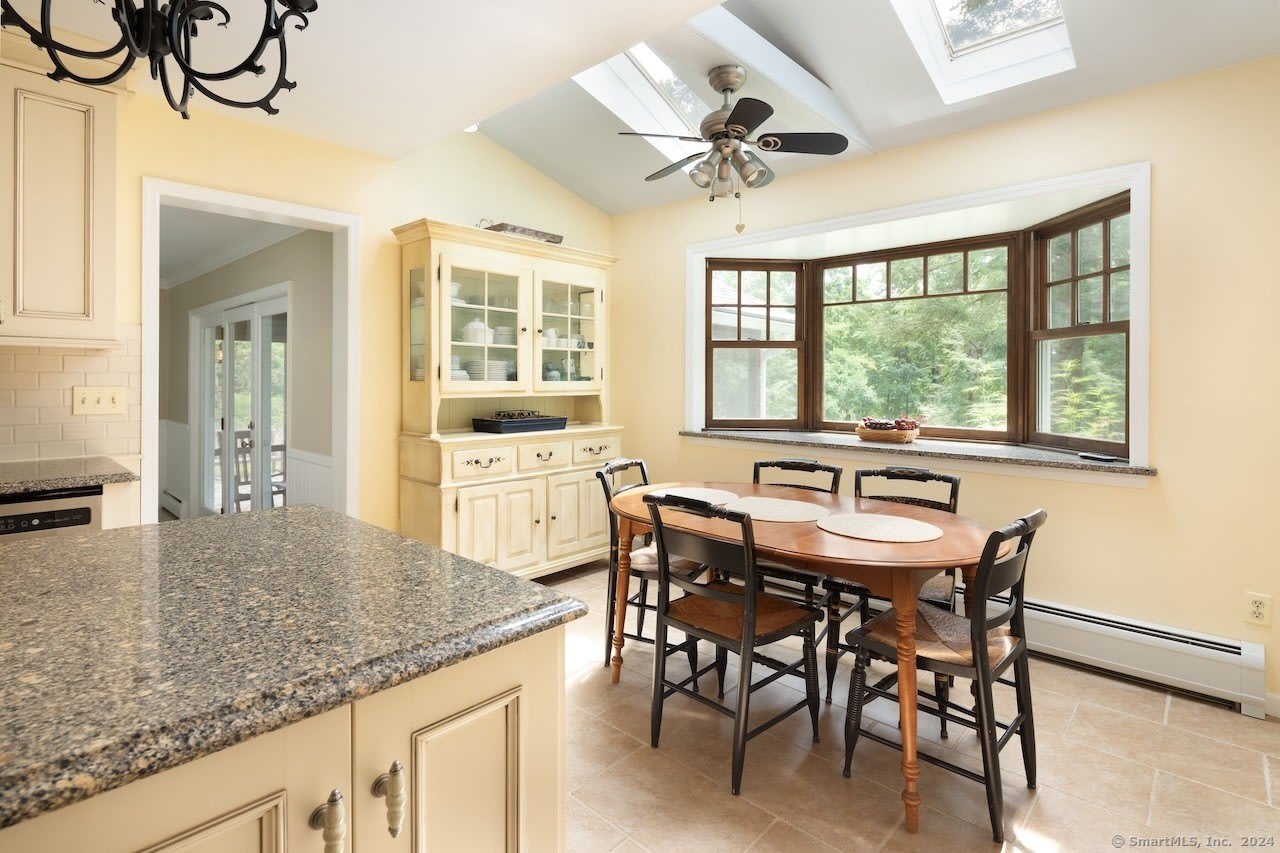 32 Burton Road – photo 5