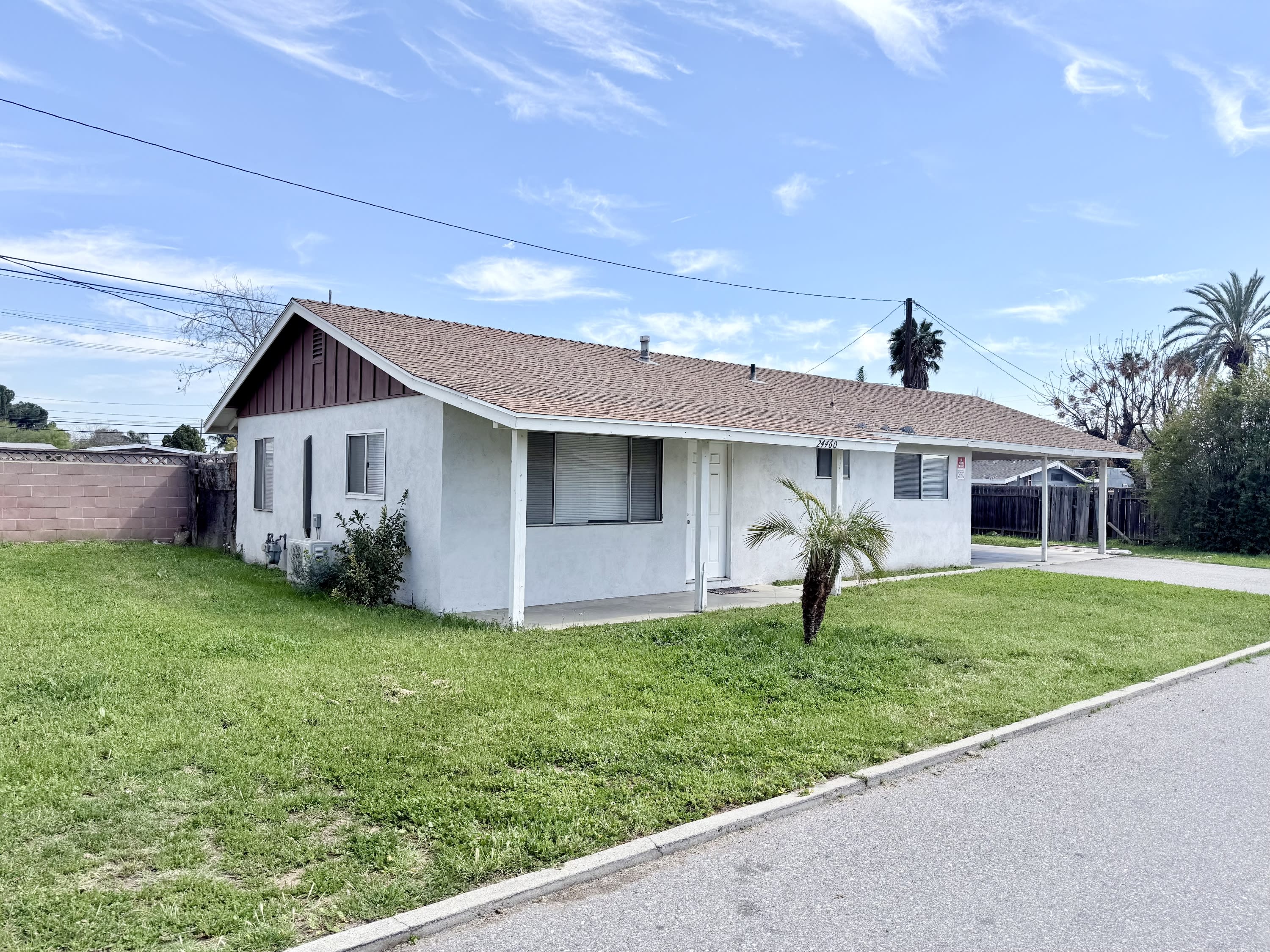 24460 Myers Avenue – photo 1