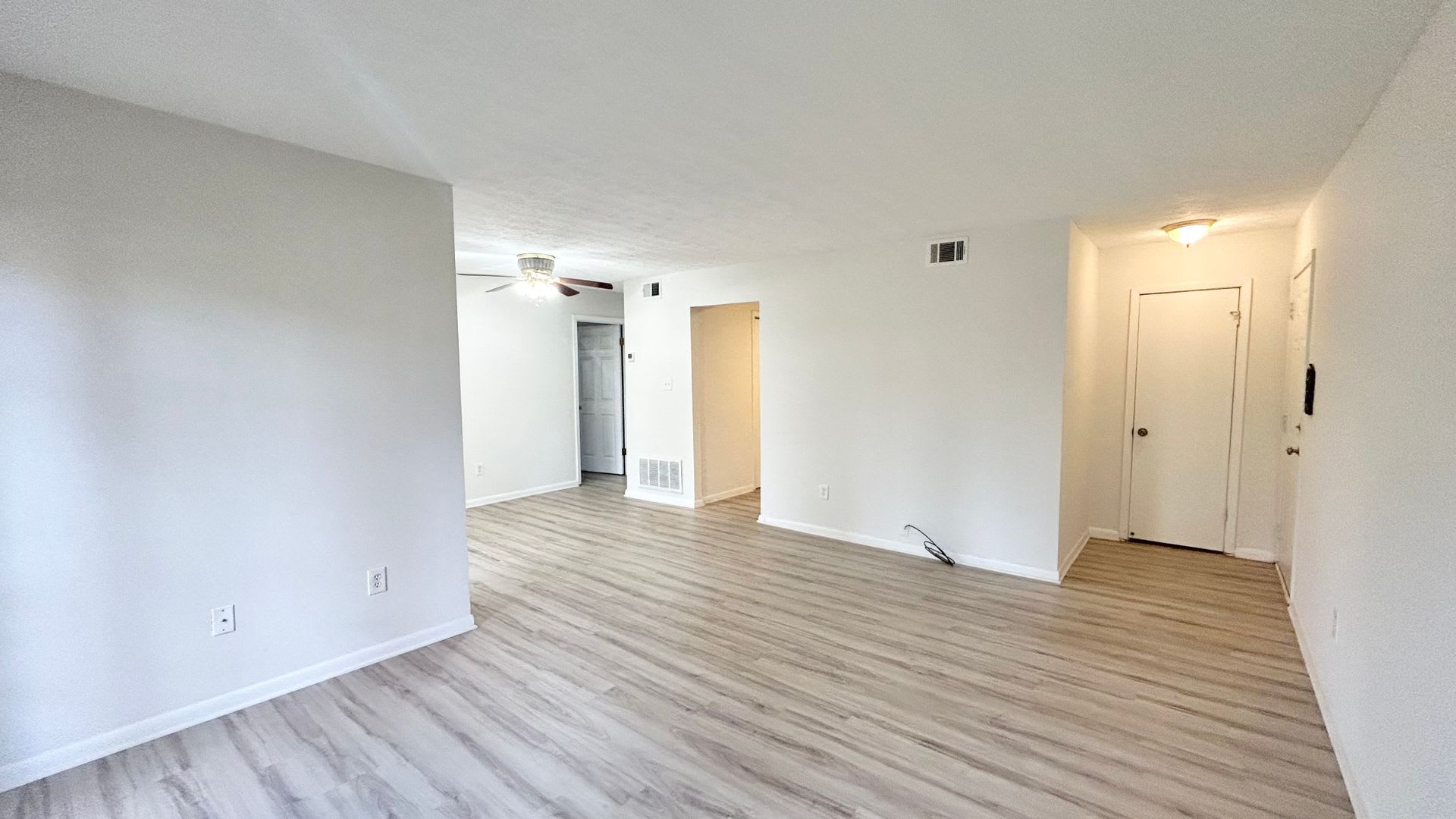 North Atlanta 1 Bed-1 Bath Condo, LVP Hardwoods, Sunroom/Office, Available NOW! – photo 3