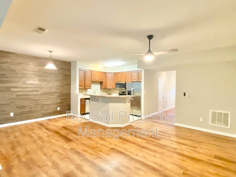 107 Riva Ct – photo 5