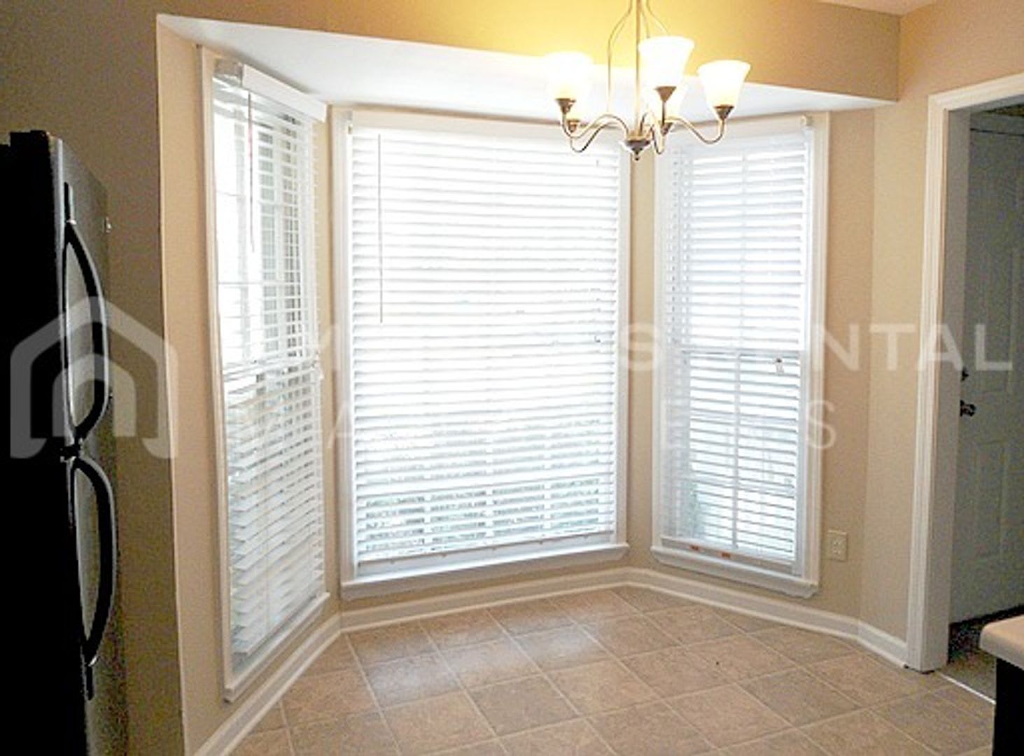Wonderful End Unit Town Home in Gardendale, AL. DEPOSIT PENDING! – photo 5