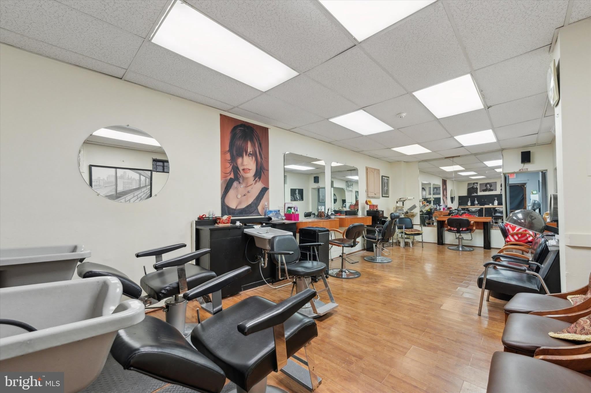 42 S 19TH Street – photo 3