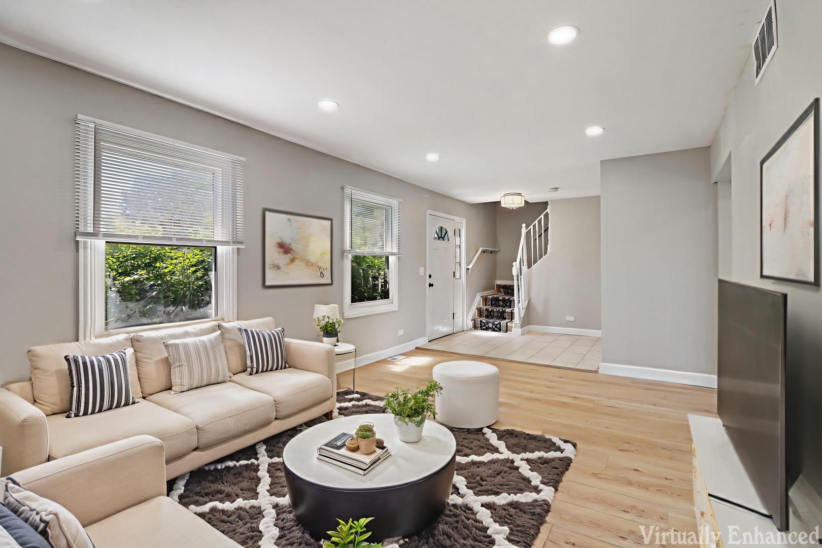 2208 Kensington Drive – photo 5