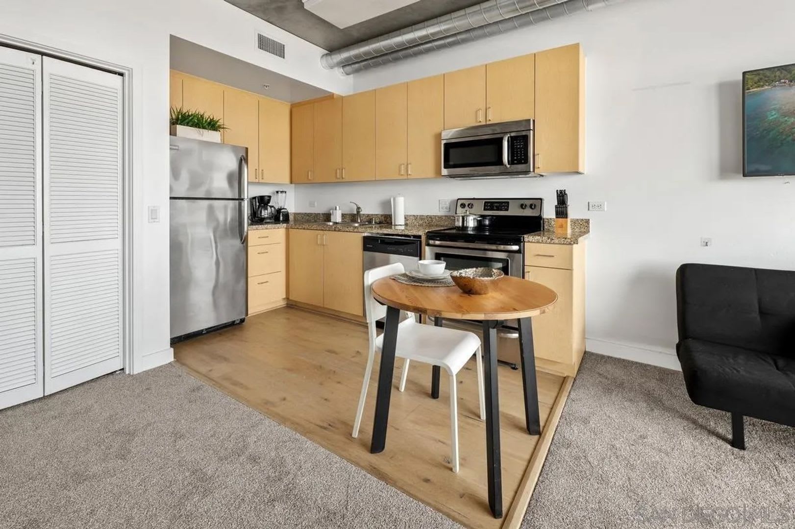 Stylish East Village Studio – photo 4