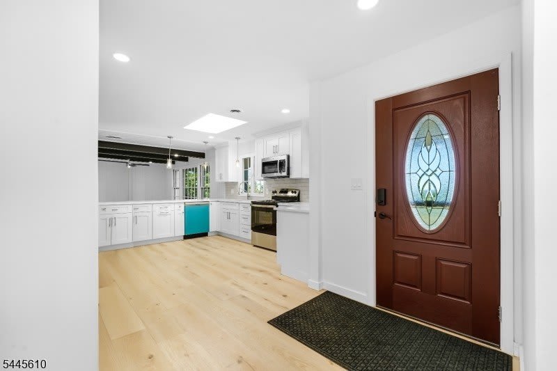 306 Warrenville Rd – photo 4