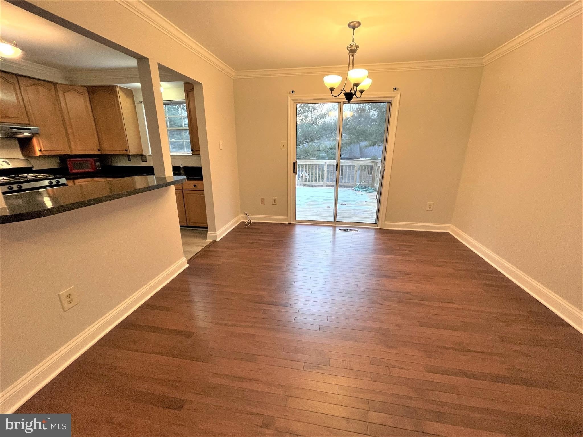 17626 LONGVIEW Lane – photo 5