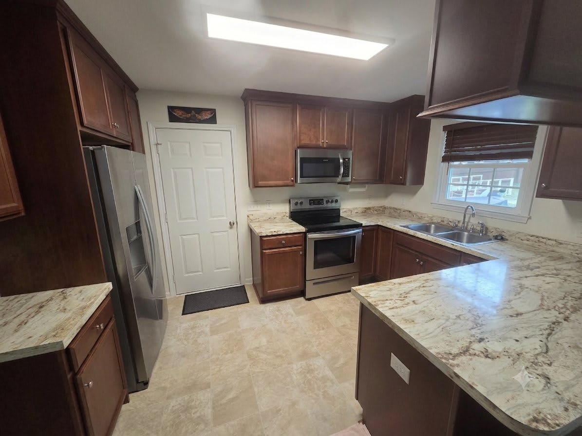 1805 Woodtrail Dr – photo 4