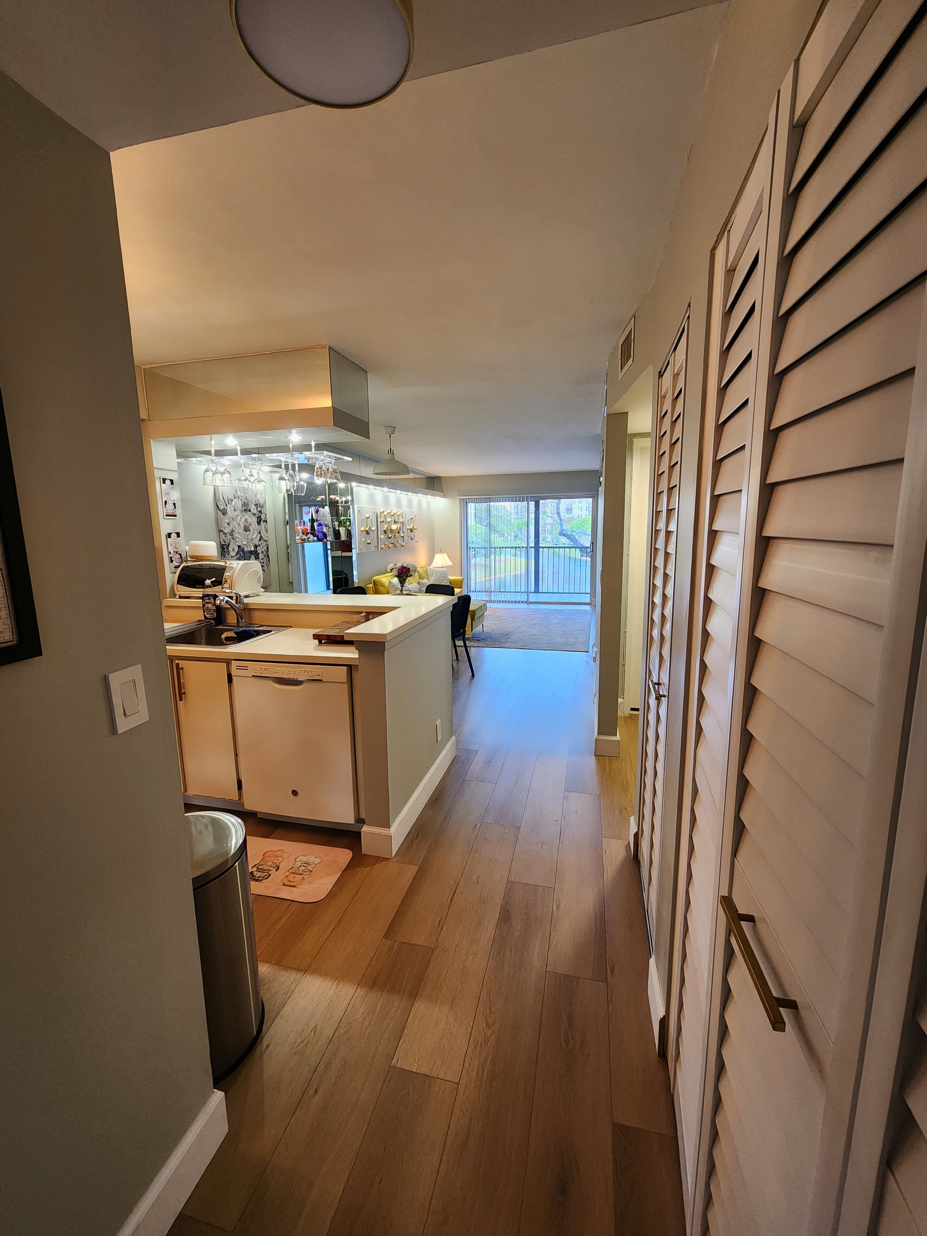 2228 North Cypress Bend Drive – photo 1