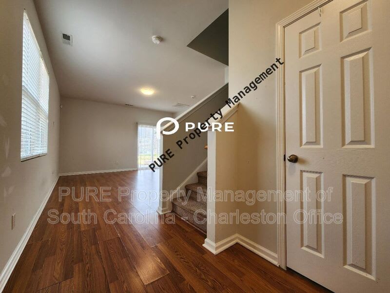 437 Watershed Dr – photo 3