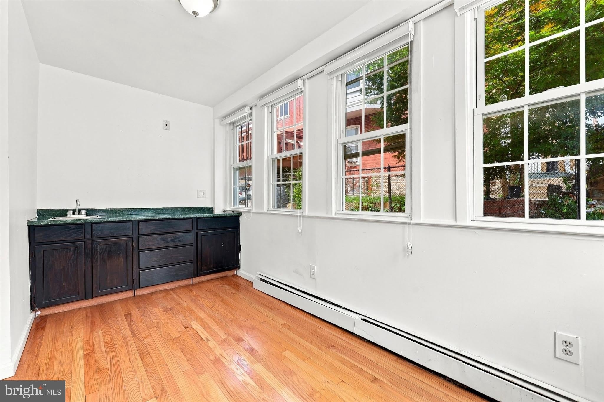 134 Shurs Lane – photo 4