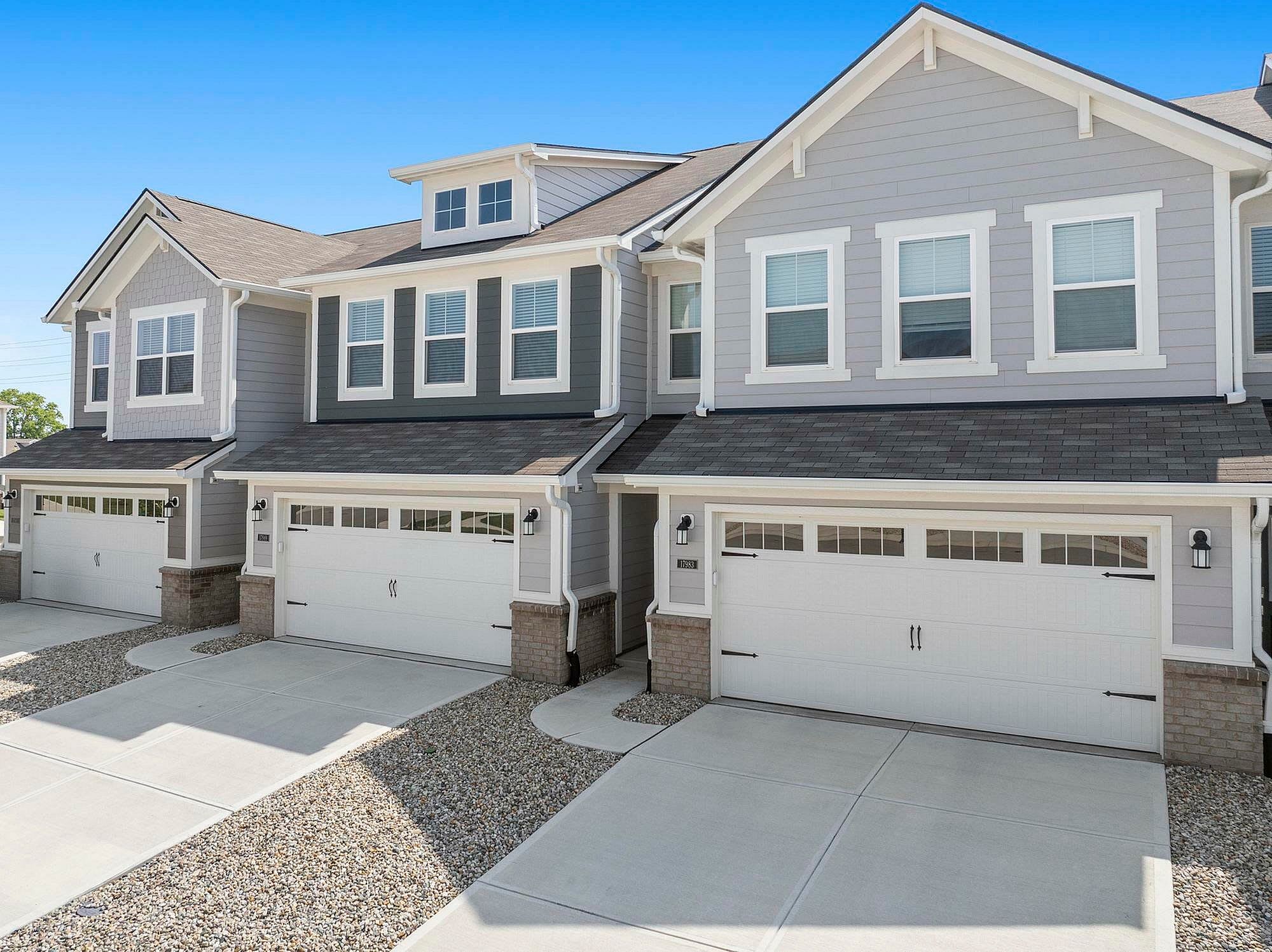 Casey Corner Townhomes for Rent – photo 4