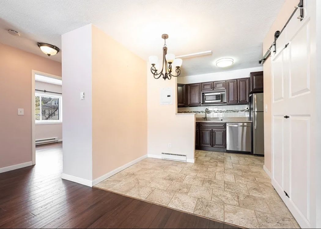 2 Larose Pl – photo 1