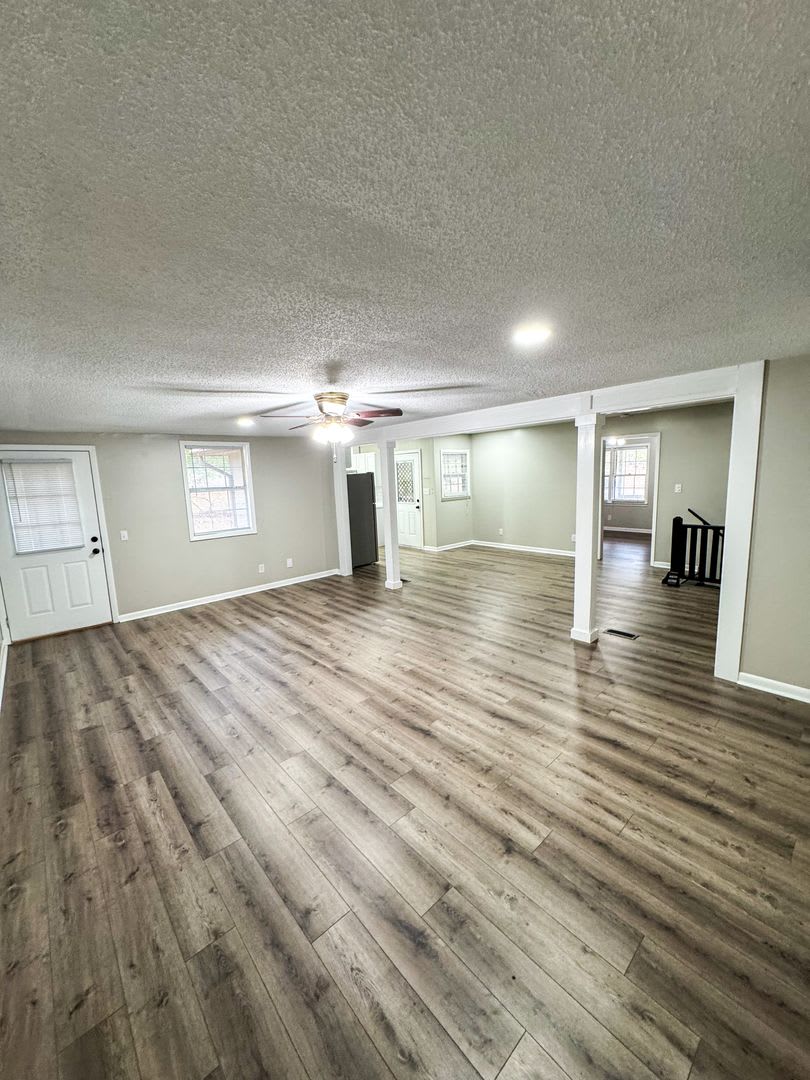 500 Off First Months Rent – photo 4