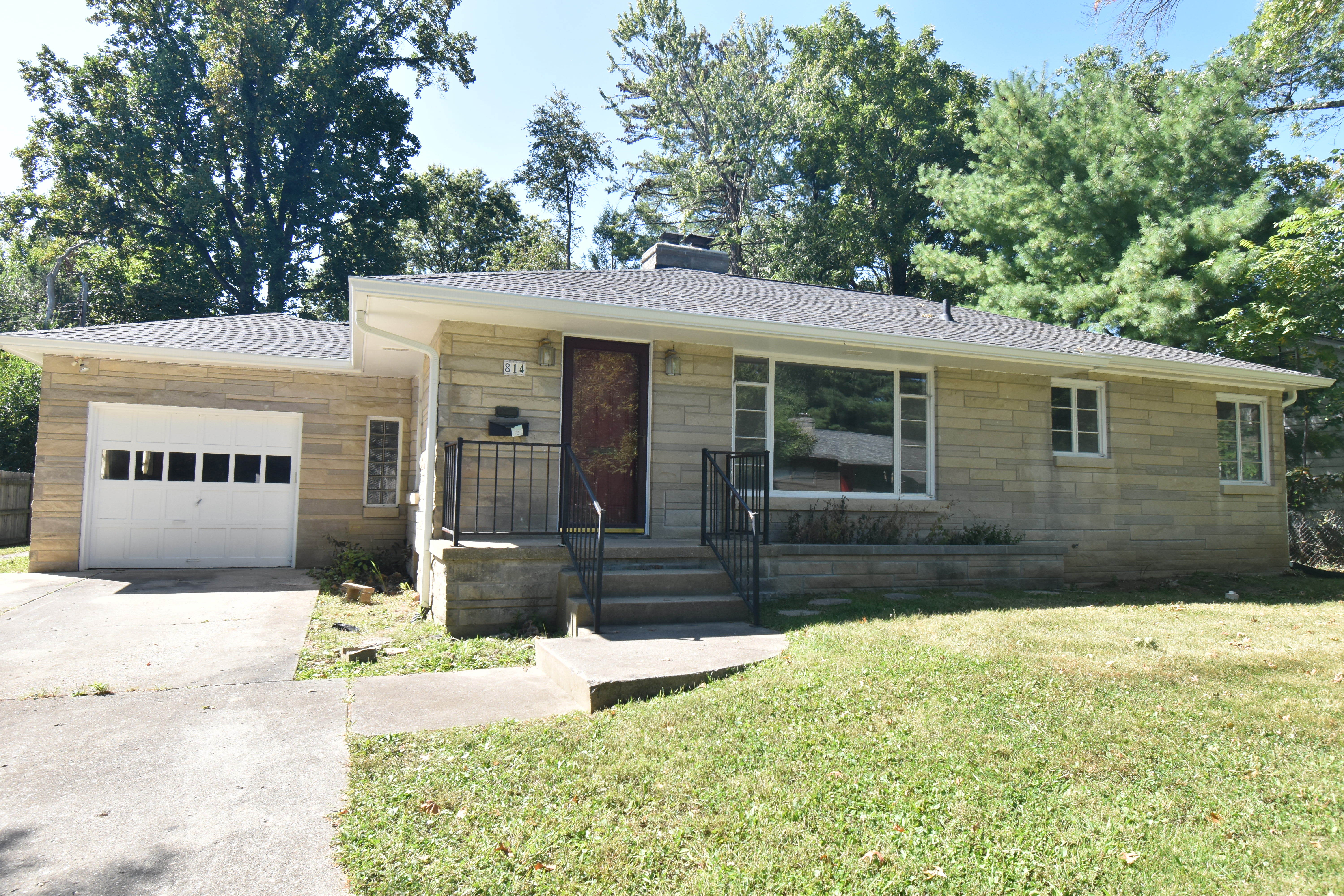 814 S Eastside – photo 1