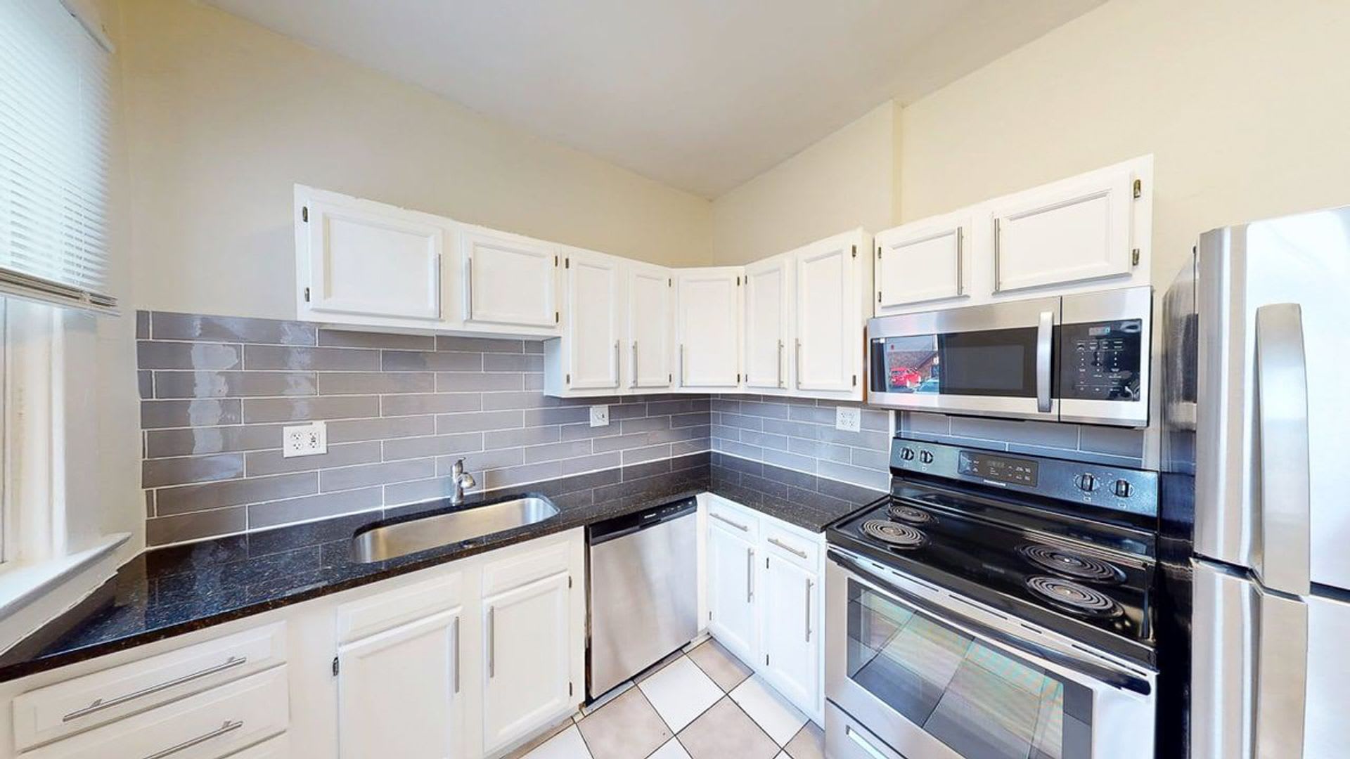 7 SPACIOUS BEDROOMS + 2.5 FULL BATHS AMAZING LOCATION! AVAILABLE!! Fall 2027!! – photo 3