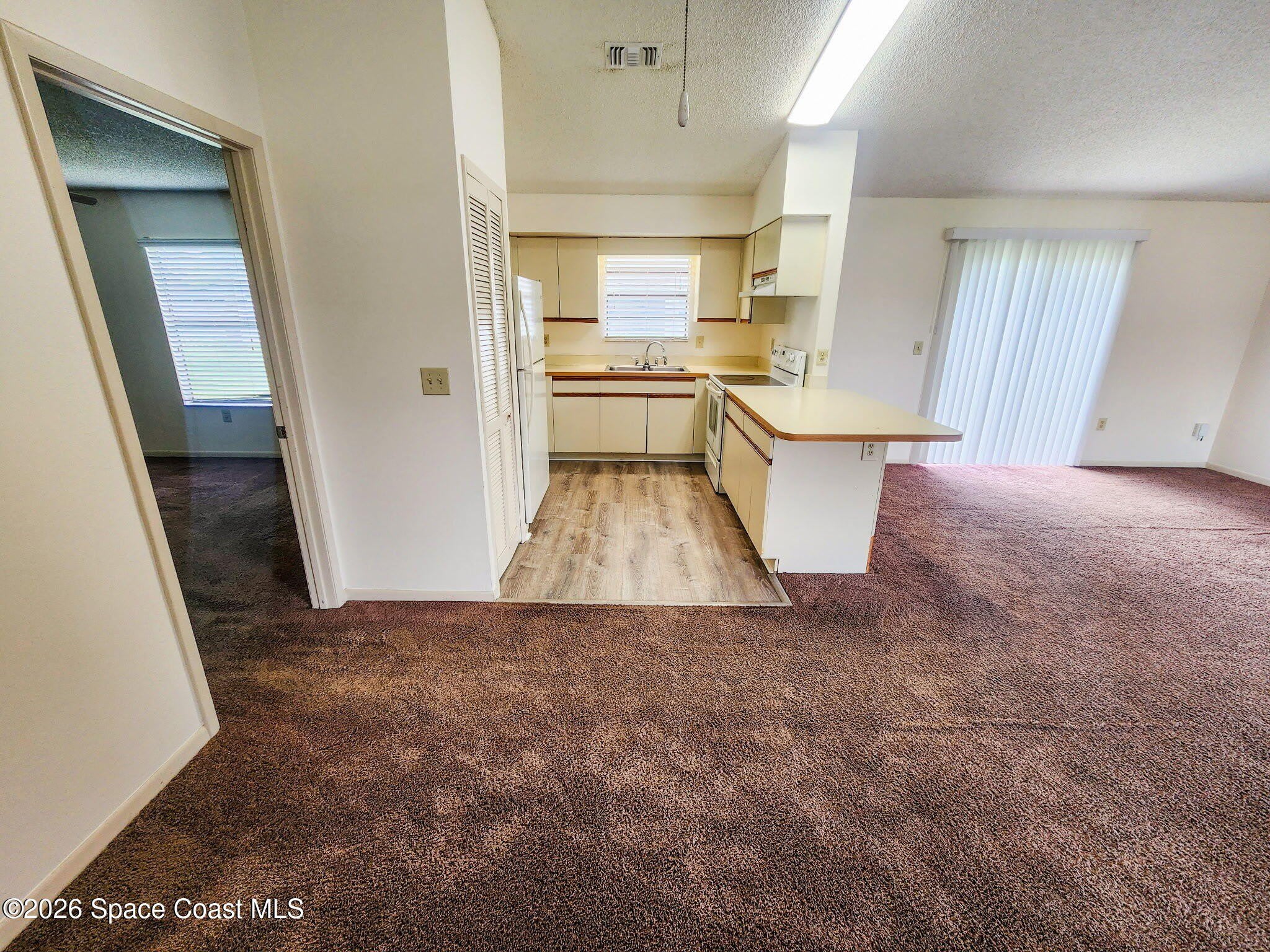 821 Hawaii Avenue NW – photo 5