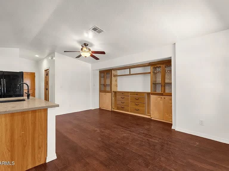 2107 West Wilshire Drive – photo 3