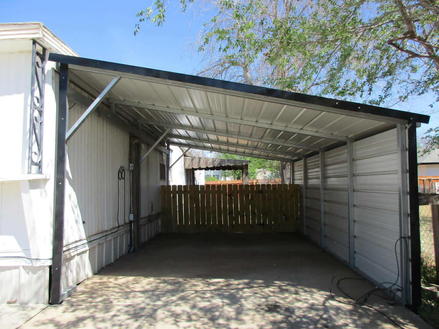 2 bedroom 1.5 bath with Covered Deck and Carport – photo 2