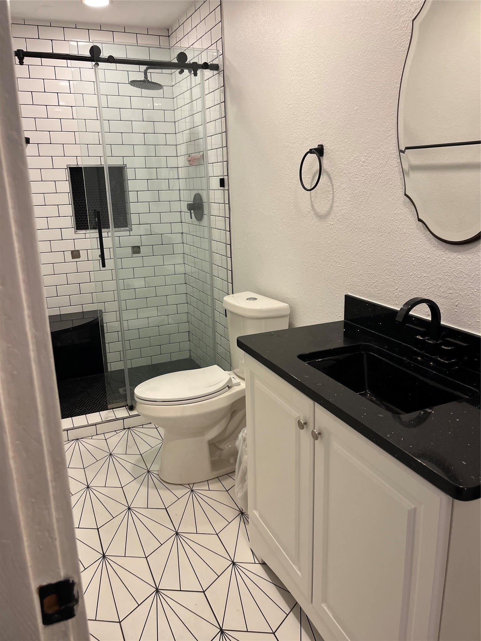 903 W 8Th Street – photo 5