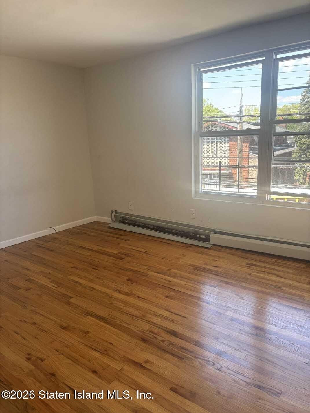 1294 Forest Avenue – photo 5