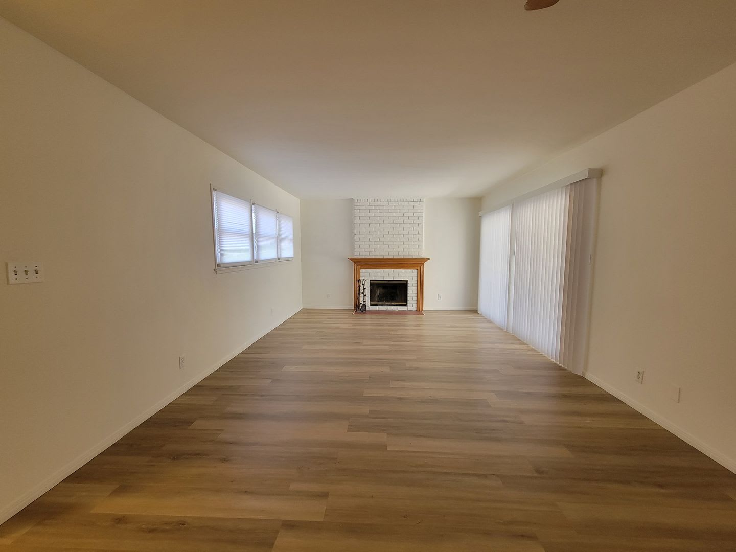 Spacious 3 Bedroom Canoga Park House – photo 4
